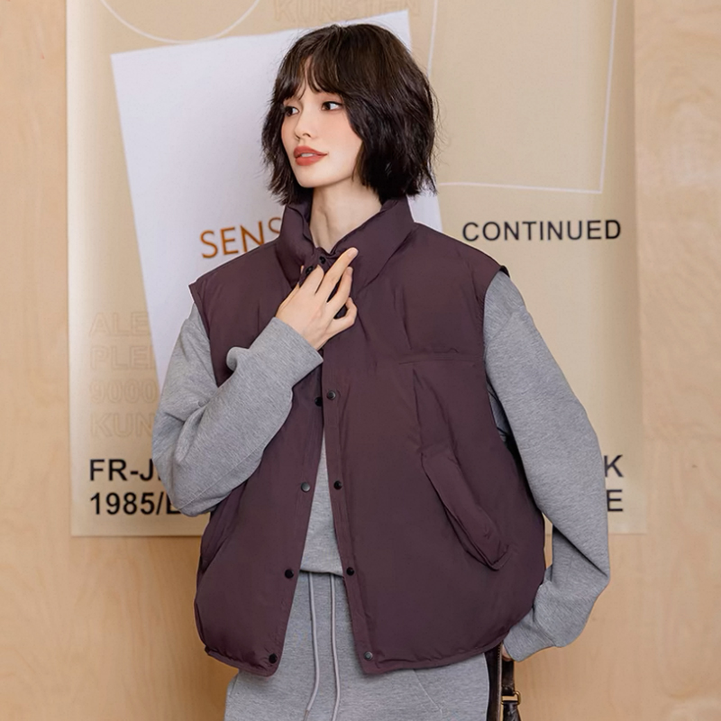 云朵泡芙！90白鸭绒新国标百搭减龄防风保暖立领羽绒马甲#892F01