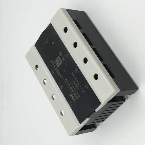 固态继电器NNG1-3/032F-3820Z