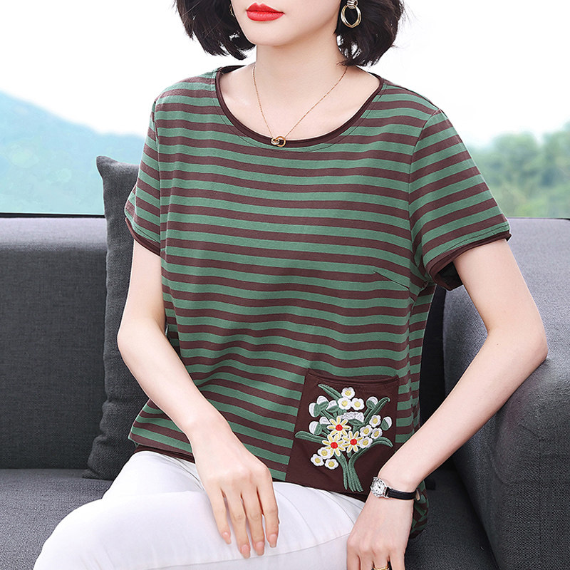 纯棉短袖t恤女条纹绣花减龄半袖小衫夏装新款中年妈妈洋气体恤衫