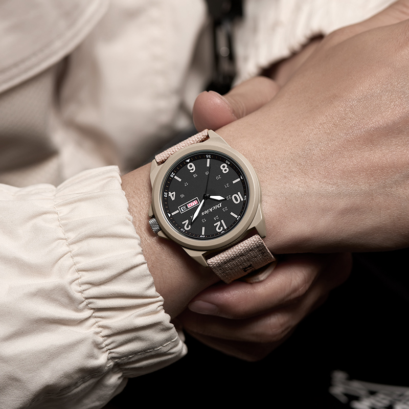 Dickies简约运动石英腕表日历