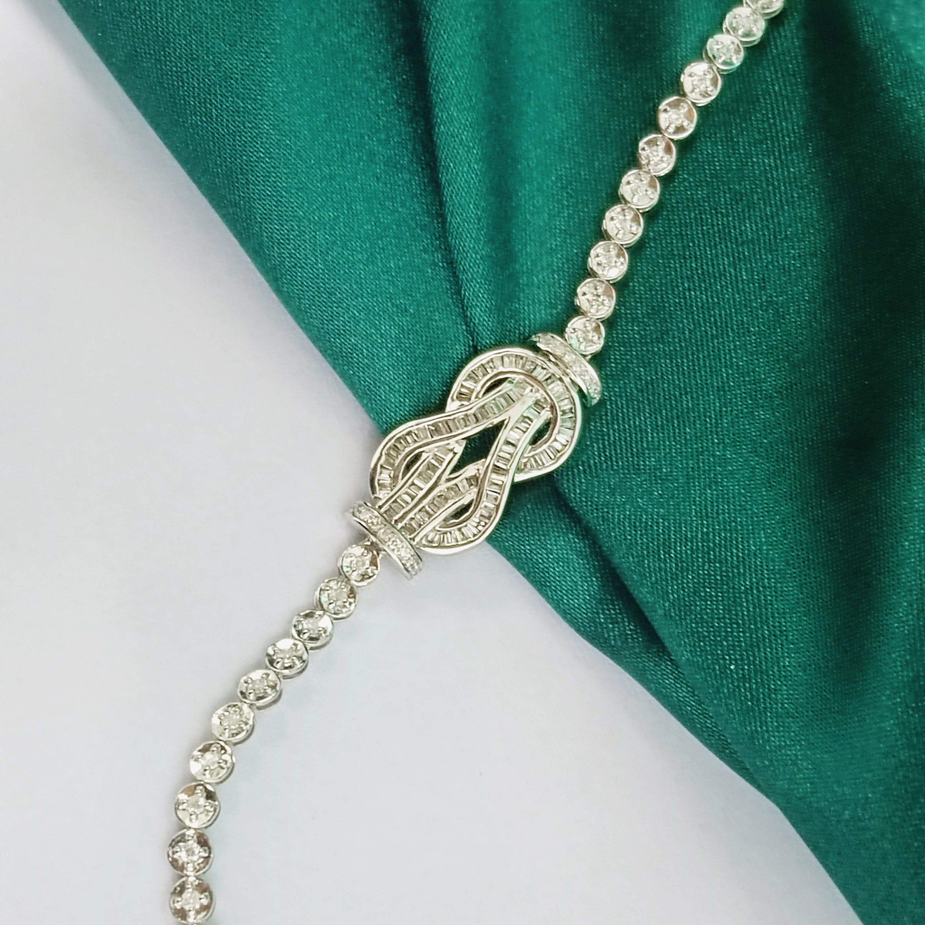 18k白金马蹄扣钻石手链1克拉大气T方圆钻满钻镶嵌手镯手链女神款