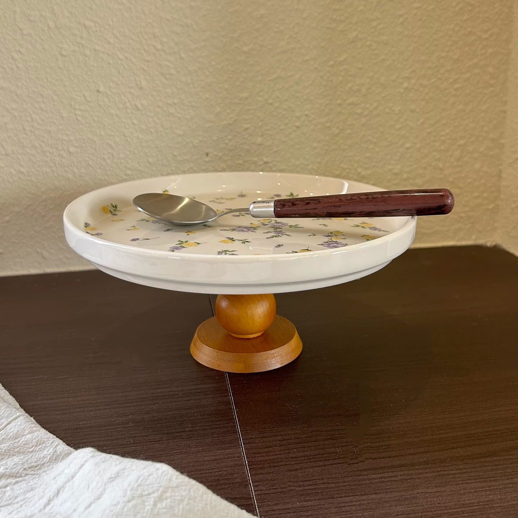 法式复古花朵高脚陶瓷盘甜品盘