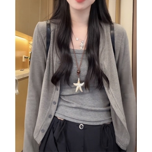 灰色圆领长袖 女秋季 大码 针织开衫 显瘦两件套上衣女 新款 微胖mm修身