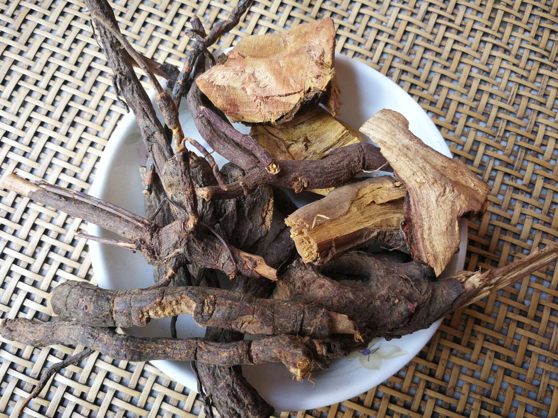 睇牛仔根中药材 苦李脚根 苦里脚狐狸根 山黑 黎罗根掌牛仔 500克