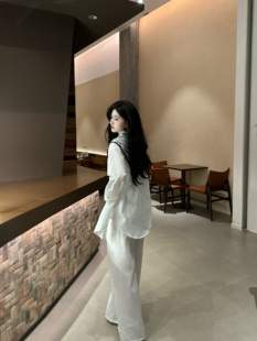 韩系气质高级感圆领内搭文艺上衣外套复古丝巾阔腿裤 亚麻四件套装