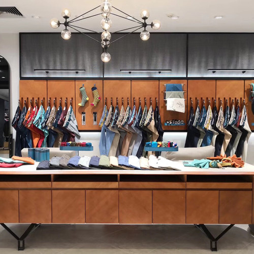 潮流服饰流行文化展示装修男装高档潮牌简约装修店铺设计
