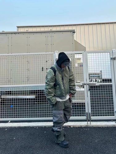 Fararchive弯刀连帽厚棉服夹克