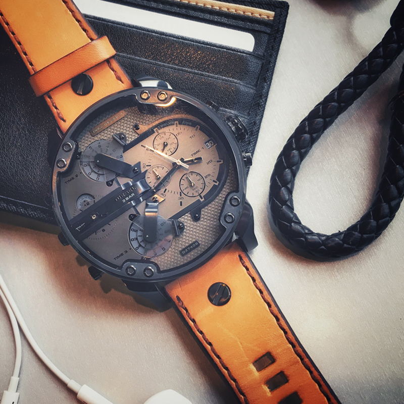 Diesel/µÏÈüÊÖ±íÄÐ Å·ÃÀ³±Á÷¶àÊ±Çø´ó±íÅÌʱÉзÀË®ÄбíDZ7406ÕýÆ·
