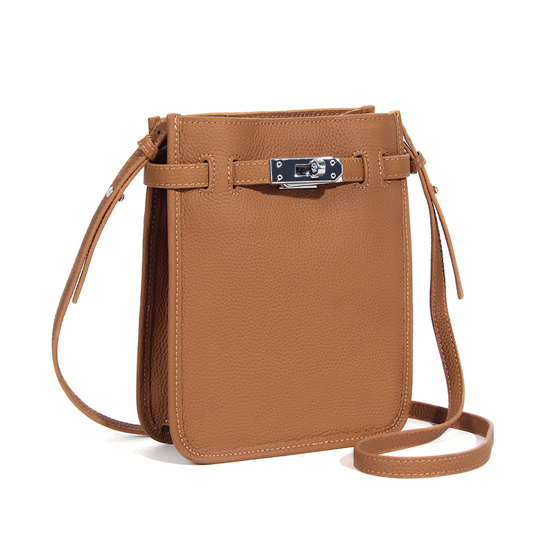 头层牛皮斜挎包女高级感大容量新款日韩小众简约真皮水桶单肩包