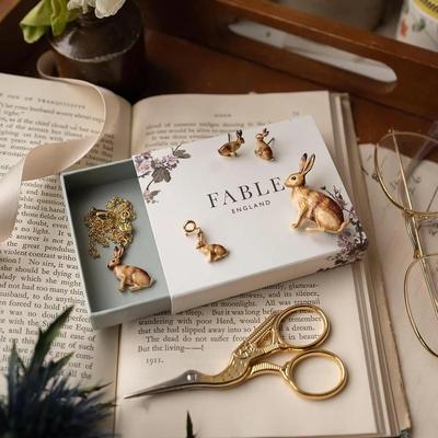 Fable英格兰棕色野兔子项链