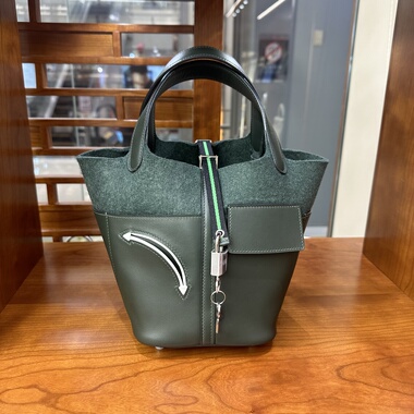 菜篮子18cm进口swift皮拼皮毛毡女包手提包水桶包手工制作绿色