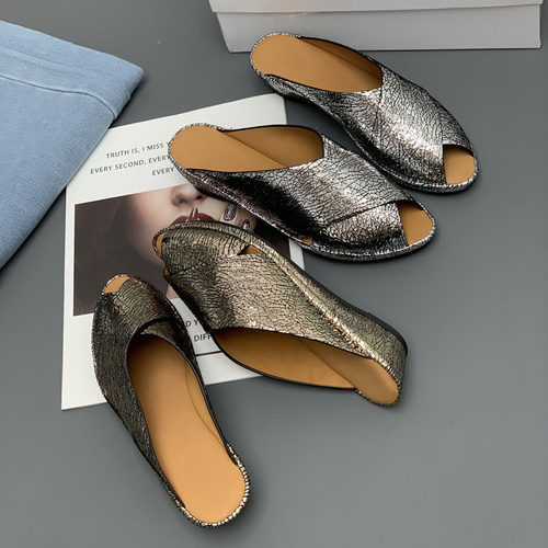 外贸出口欧美羊皮鱼嘴坡跟夏季软踩云朵百搭波西米亚罗马凉鞋