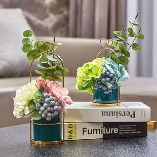 北欧轻奢摆件酒柜装饰品现代简约风格家居创意电视柜餐桌花瓶摆设