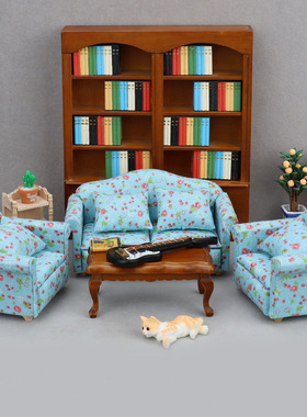 1:12娃娃屋dollhouse迷你家具客厅ob11蓝底红色小碎花沙发三件套