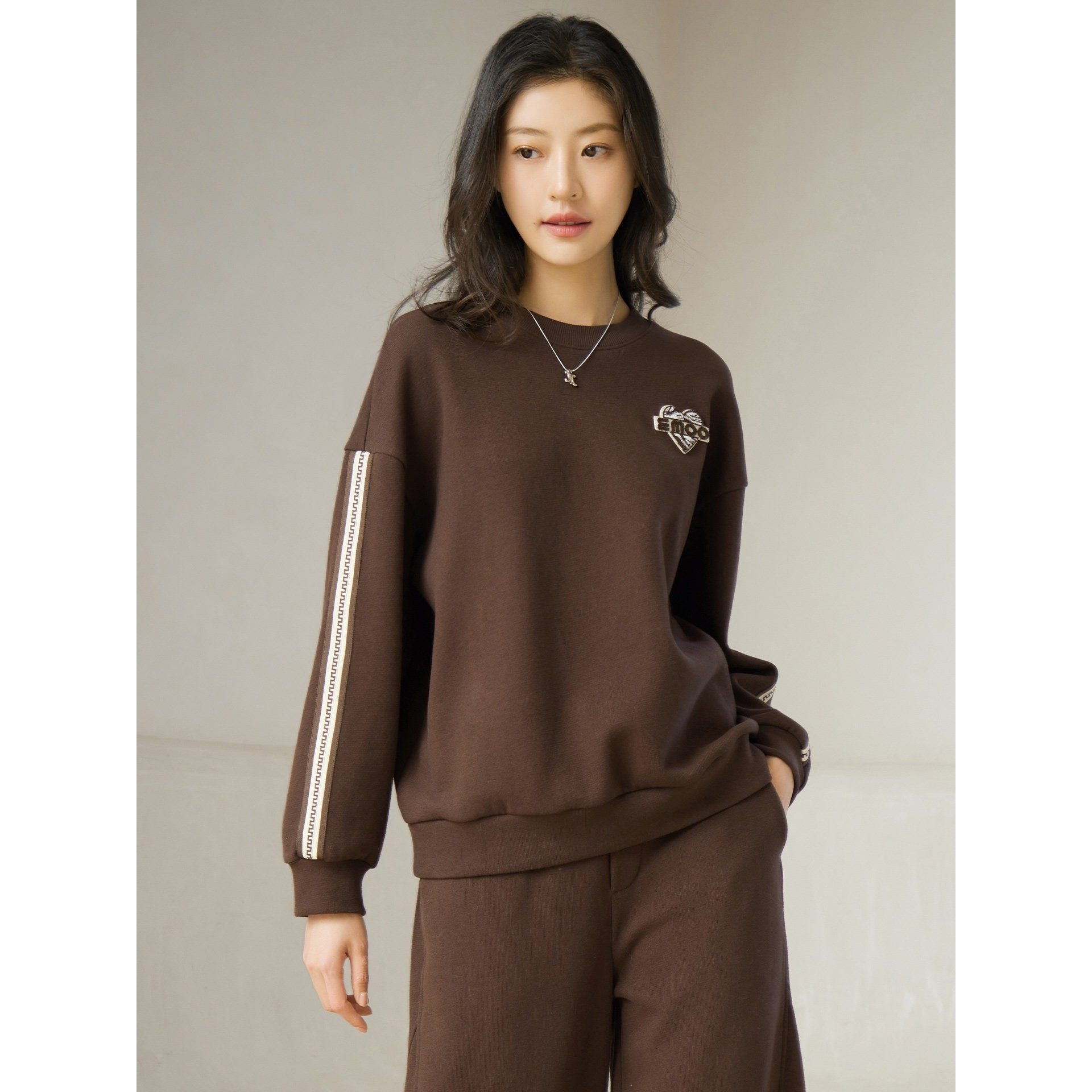 杨门冬季新款圆领落肩袖字母爱心刺绣卫衣女宽松德绒休闲上衣女,女装/女士精品,卫衣/绒衫,淘宝优惠券,粉丝福利购,淘宝优惠卷