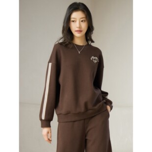 杨门冬季新款圆领落肩袖字母爱心刺绣卫衣女宽松德绒休闲上衣女