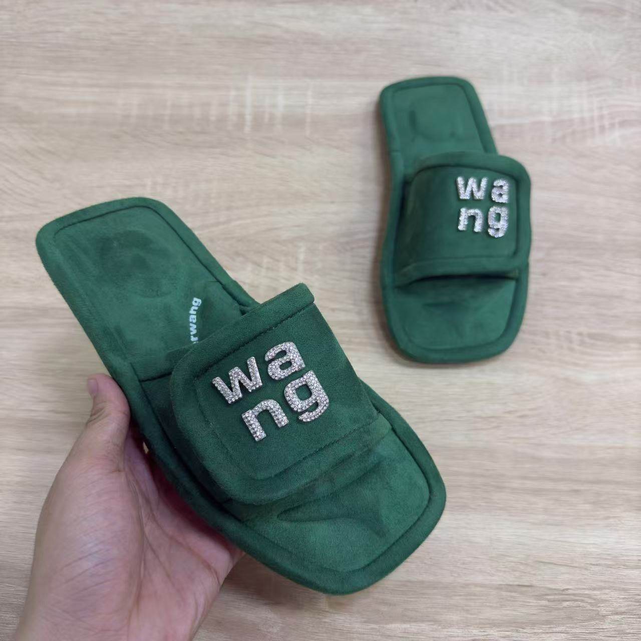 平底平跟水钻一字拖2025网红拖鞋女夏外穿粗跟仙女风中跟鞋,女鞋,一字拖,淘宝优惠券,粉丝福利购,淘宝优惠卷