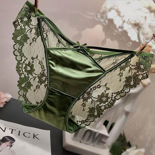 时尚镂空缎面蕾丝内裤中低腰