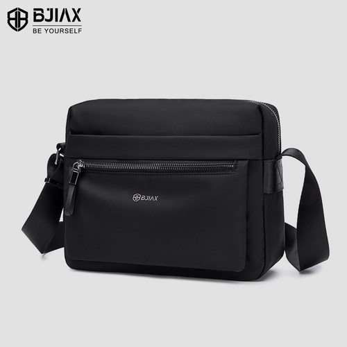 BJIAX/宝加西多隔层斜挎包