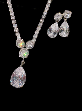 公主泪滴宝石项链 富家千金 镀18K金 璀璨水滴大克拉锆石耳环套装