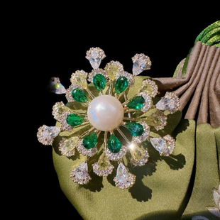 法拉赫皇冠雪花宝石胸针Vintage镀18K金 孔雀绿锆石蝴蝶胸针耳环