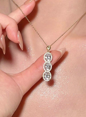 落日熔金花苞水滴宝石项链 美在心尖儿 镀18K金 豌豆高碳锆石项链