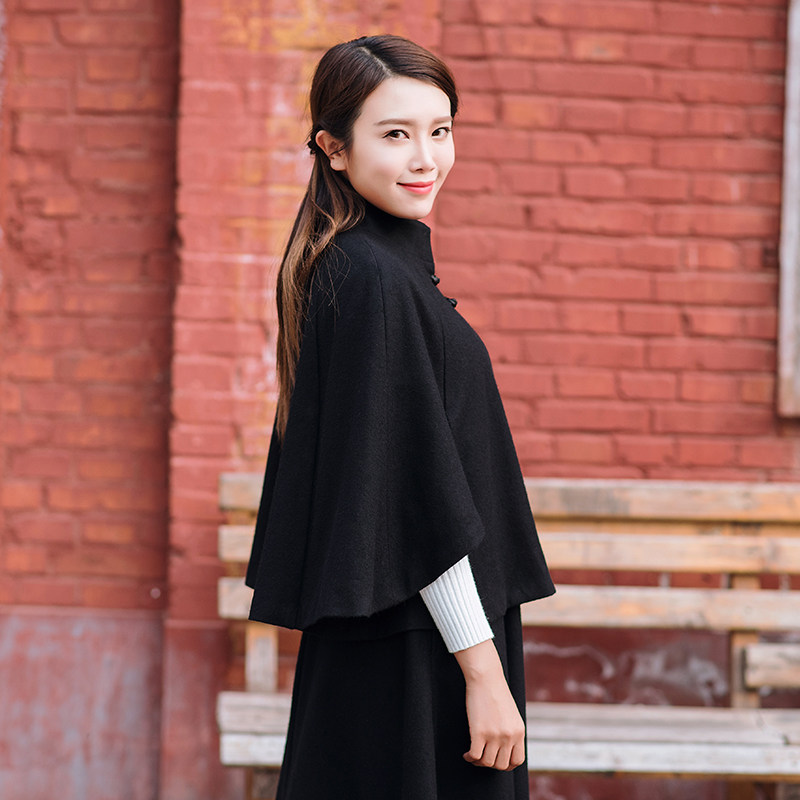 2019秋冬新款复古文艺民族风黑色毛呢连衣裙斗篷背心裙两件套长裙