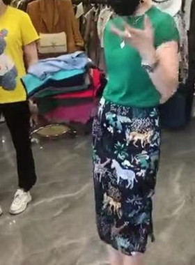 今年流行特惠发9162大爱美依缘2026夏季新款圆领修身短袖a字印花