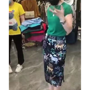 今年流行特惠发9162大爱美依缘2026夏季新款圆领修身短袖a字印花
