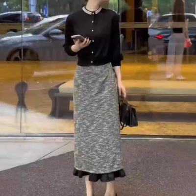 今年流行特惠24692大爱美依缘2025秋季新款轻奢时尚重工上衣