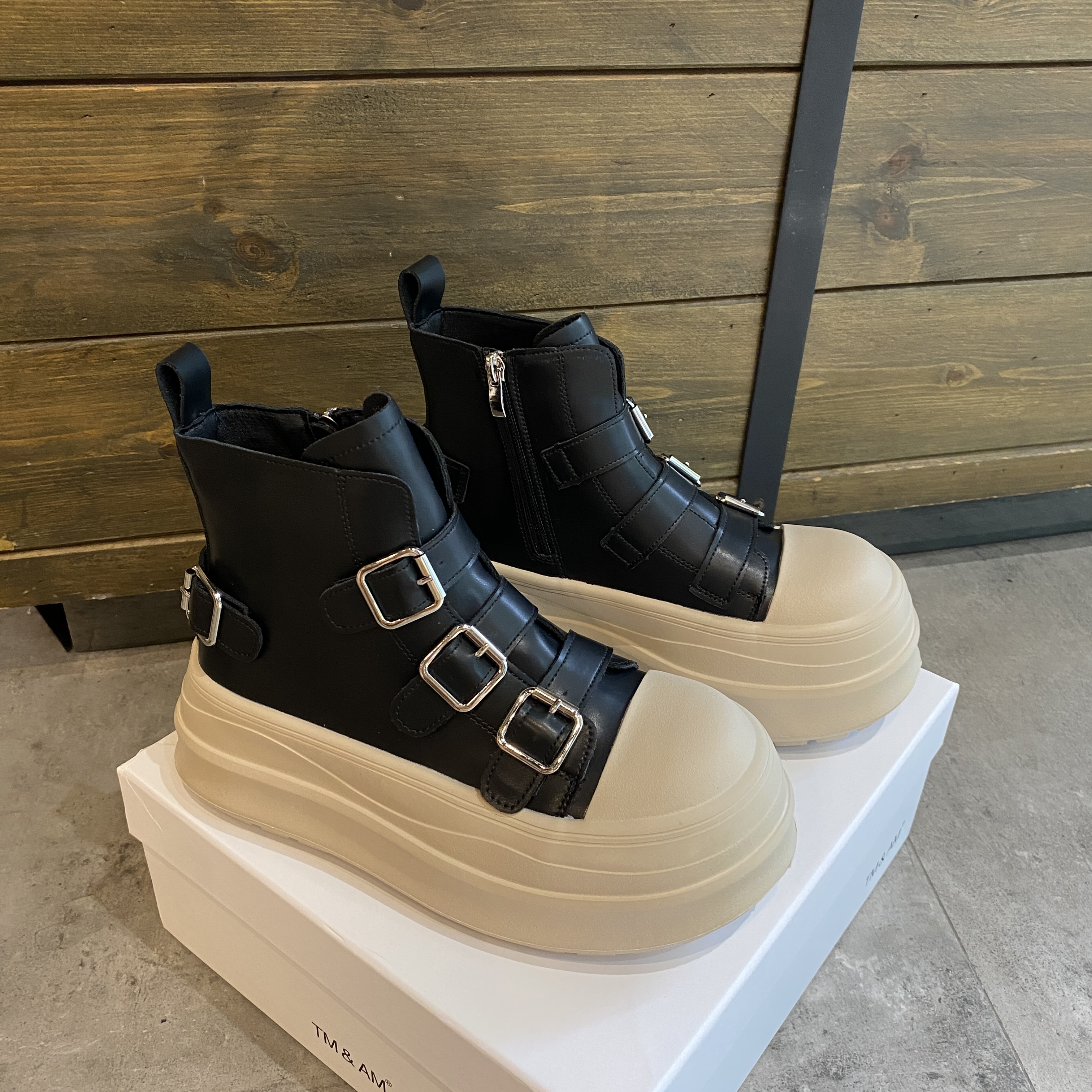 真皮高帮鞋女厚底增高百搭休闲