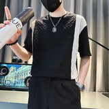 黑色
