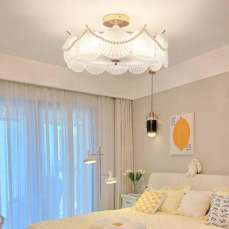 法式奶油风吸顶灯家用温馨房间卧室灯2024新款网红创意餐厅LED灯