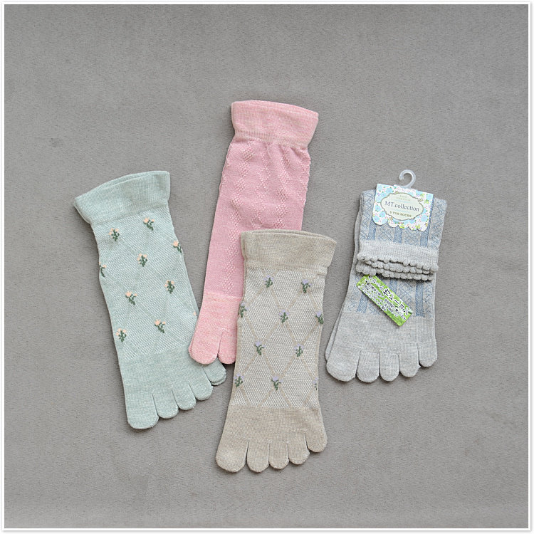 夏季薄款网眼透气女士竹纤维五指袜中筒松口抗菌防臭吸湿排汗短袜