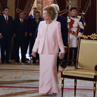 高级定制欧美时尚粉色纯羊毛圆领西装外套+长款连衣裙优雅套装裙