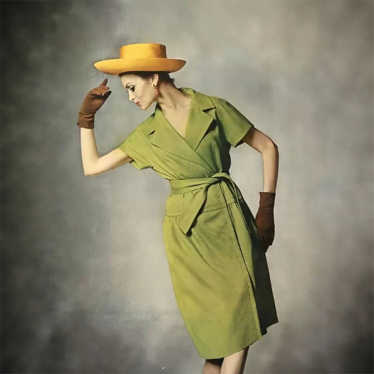 高端定制法式优雅牛油果绿翻领短袖西装连衣裙过膝系带通勤OL夏季