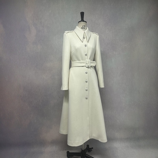 高级定制军风富家千金乳白色羊绒大衣羊毛外套女修身气质英伦大牌