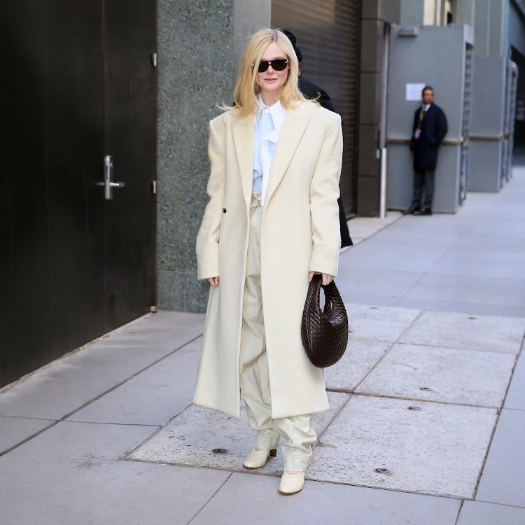 高级定制艾丽范宁明星同款米白色纯羊毛廓形大衣外套女宽松版简约