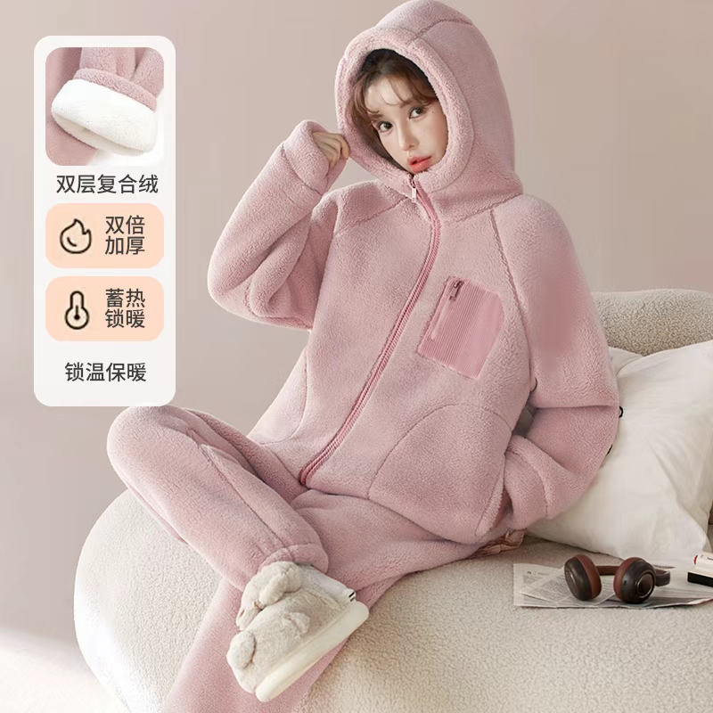 秋冬防寒保暖双层复合雪花绒家居服可外穿加绒加厚法兰绒睡衣套装