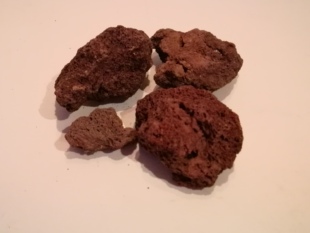 火山沙 生物沙 火山岩 火山石4.5元/斤