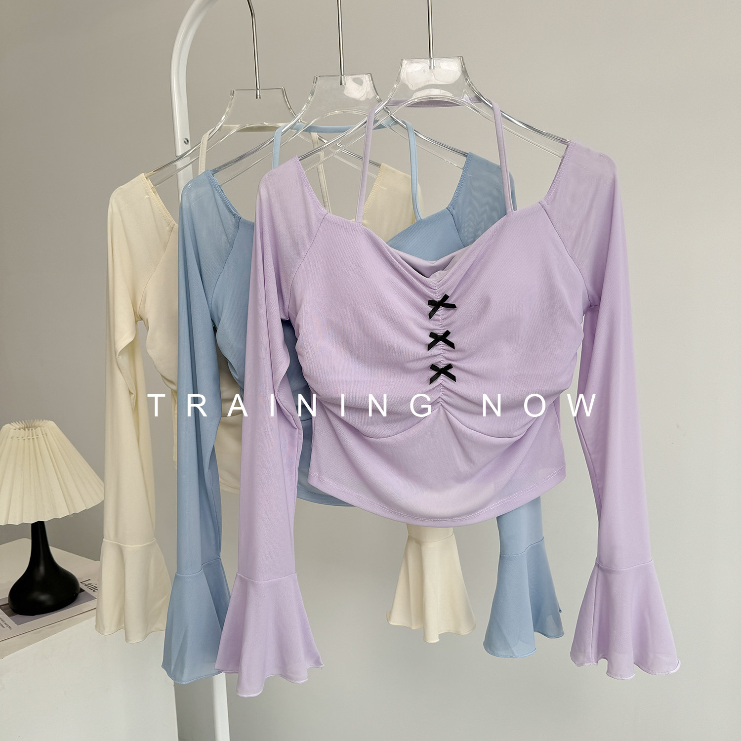 高级感瑜伽服上衣女透气带胸垫绝美性感普拉提跑步运动长袖健身服,运动服/休闲服装,运动T恤,淘宝优惠券,粉丝福利购,淘宝优惠卷