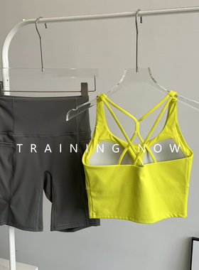 健身套装女2026夏季新款网红晨跑步速干文胸瑜伽运动五分裤两件套