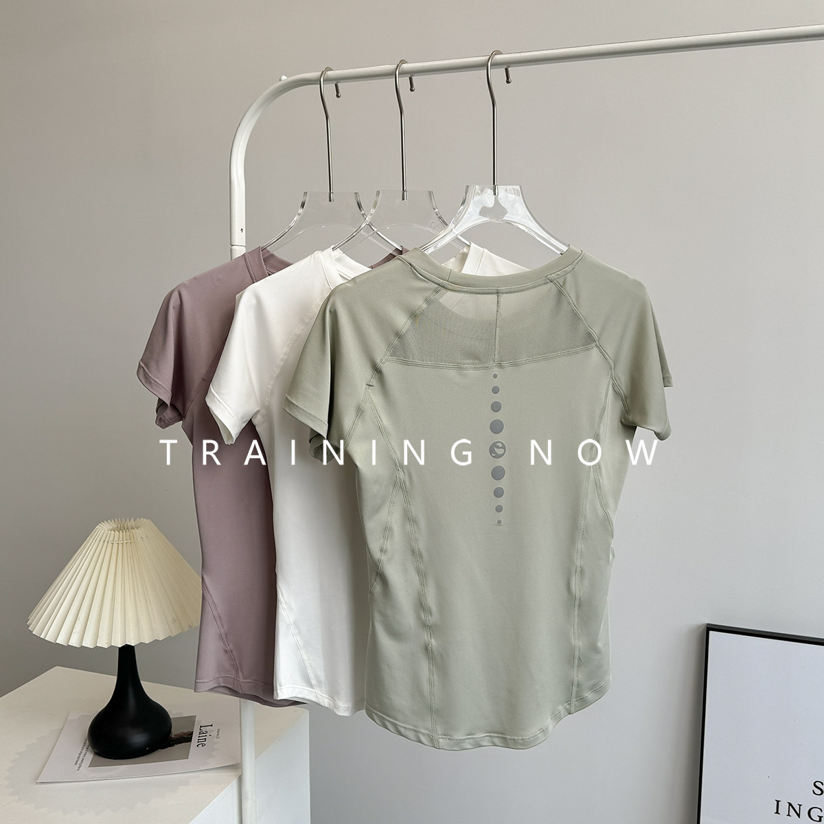 运动T恤短袖女夏季瑜伽服上衣跑步训练健身服透气显瘦时尚速干衣