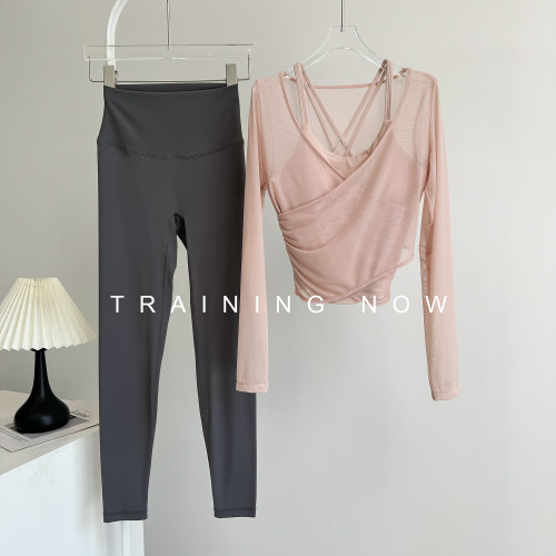 普拉提套装女秋季新款带胸垫长袖网纱瑜伽服上衣高级感跑步健身衣