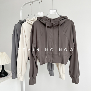 连帽宽松运动外套女潮休闲上衣跑步夹克短款瑜伽健身服长袖秋冬款