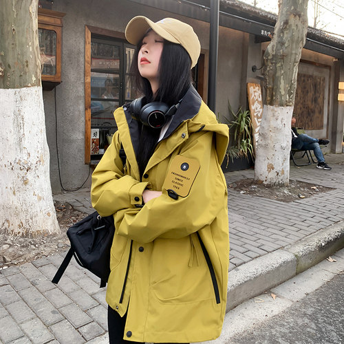 男女同款三防面料冲锋衣