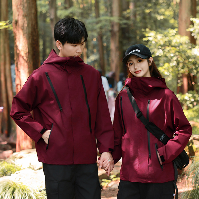 春秋季外套男女款冲锋衣2025新款爆小个子夹克登山服户外薄情侣款