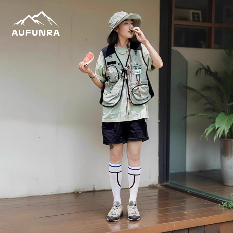 AUFUNRA山系户外休闲女运动风工装马甲背心薄款复古速干短款外套