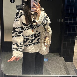 首尔入冬小个子羊羔毛短外套女高级感毛绒加厚保暖连帽上衣