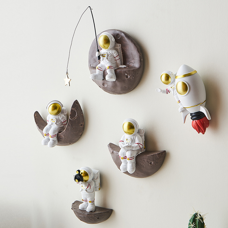 卧室墙面遮丑儿童房壁饰